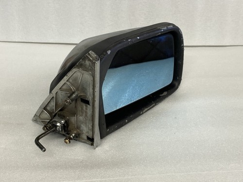 Mercedes w123 right mirror - mercedes,