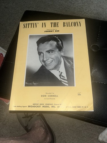 Sittin the balcony sheet - the,