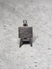 Nuvo Teacher Easel Charm