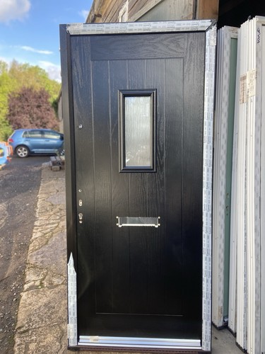 New cottage style - black, front