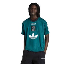 Liverpool adidas Originals