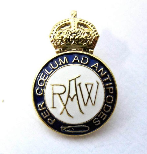 Airship badge r100 r101 royal - airship,
