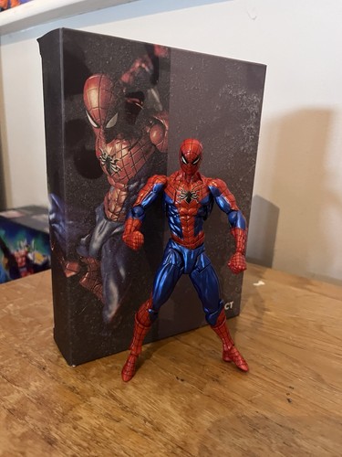Toys revoltech amazing - ct,