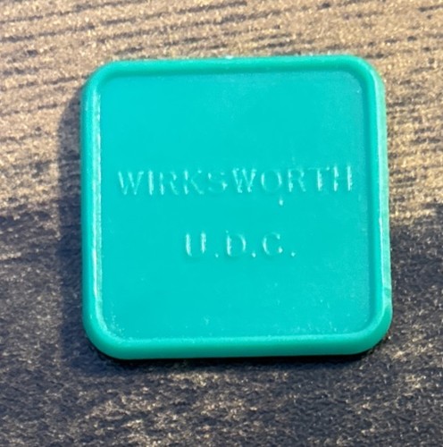 Wirksworth plastic bus - x1,