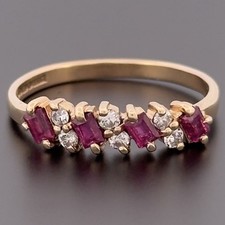 9ct yellow gold ruby diamond - 9ct,