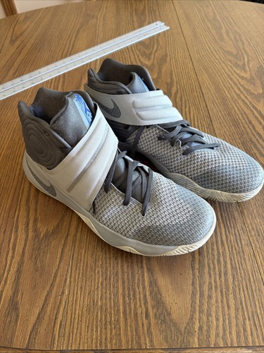 Nike kyrie omega - 2, wolf