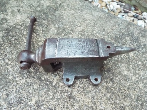 Vintage miniature - miniature, 4”