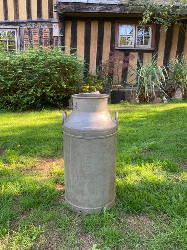 Vintage large gallon - large, 10