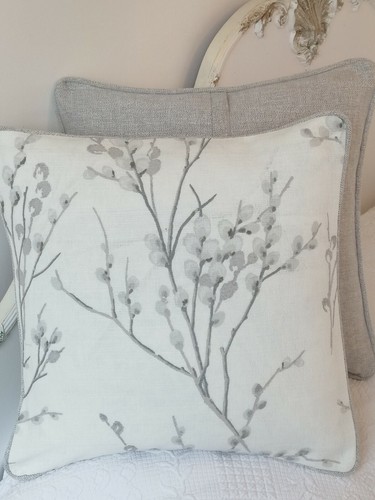 Laura ashley pussy - pussy, willow