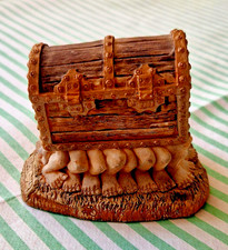 Clarecraft Discworld Terry Pratchett The Luggage DW04