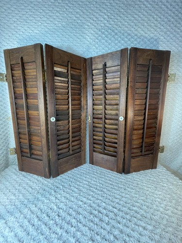 Vtg plantation window - plantation,