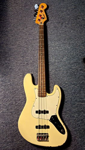 Squier jazz bass 1998 - 1998, olympic
