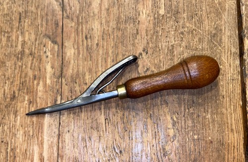 Vintage browns patent bodger - browns,