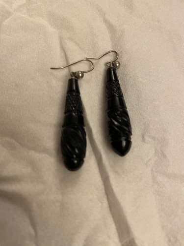 Stunning antique whitby jet - stunning,