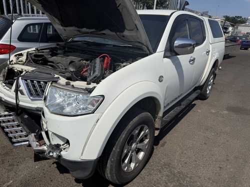 Mitsubishi l200 mk4 - mitsubishi,