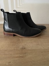 Ladies Ravel Black Leather Boots Size 5 But More like A Size 6 Fit Pre Owned