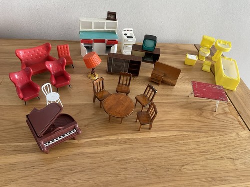Job lot vintage dolls - job,