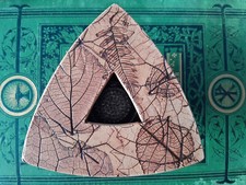 Vintage IKEBANA Pottery Flower Frog Vase Leaves Fern Design Christmas Display