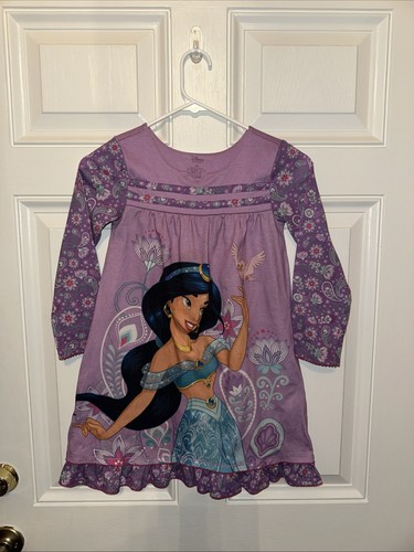 Disney store princess jasmine - store,