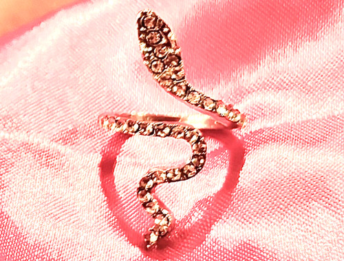 Cool dramatic unusual - cool, serpent