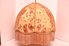 Vintage Victorian French Lamp