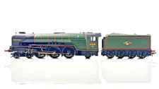 BACHMANN 00 GAUGE - 32-555 - CLASS A1 60130 'KESTREL' BR GREEN LATE CREST BOXED