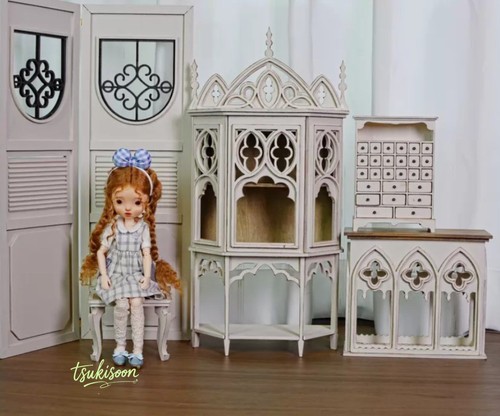 Gothic side table scale - gothic,