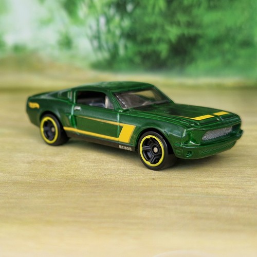 Hot wheels shelby gt500 - hot,