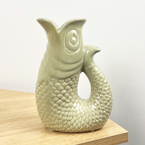 Green fish vase - green,