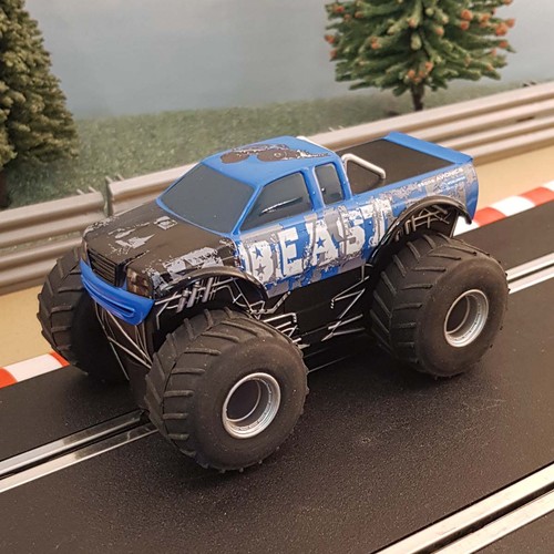 Scalextric car monster - 1:32,