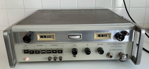 Hewlett packard 8614a - hewlett,