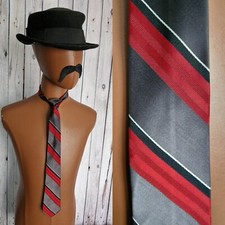 Cole  Tie Grey/Red Diagonal