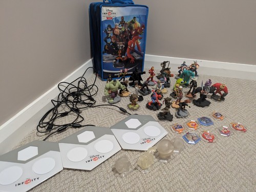 Large ps4 infinity bundle - ps4,