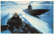 FALKLANDS TASK FORCE POSTCARD NO 45 SBS MEN USING RIGID RAIDERS UNUSED MINT