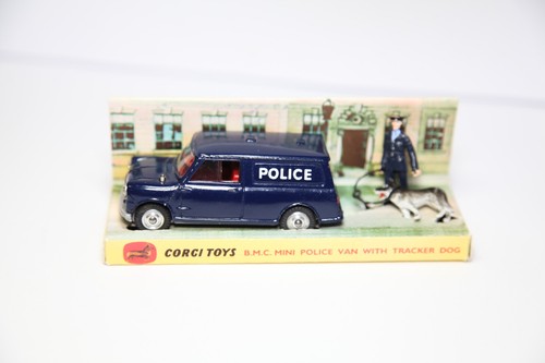 Corgi 448 bmc mini police - bmc, van