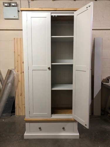 Painted linen larder - linen/,