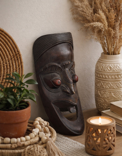 Old maori koruru wooden - koruru,
