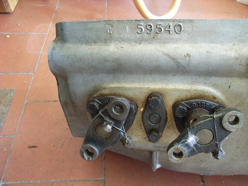 Gearbox housing for triumph - for,