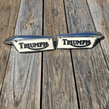 BN02 Triumph Tank Emblems