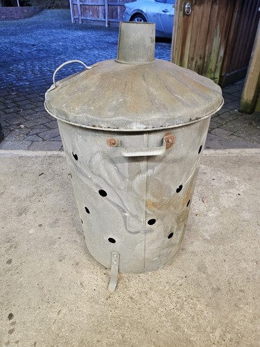 Galvanised steel garden - galvanised,
