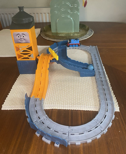Thomas friends adventures - thomas,