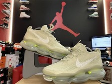 NIKE AIR MAX SCORPION FK Olive