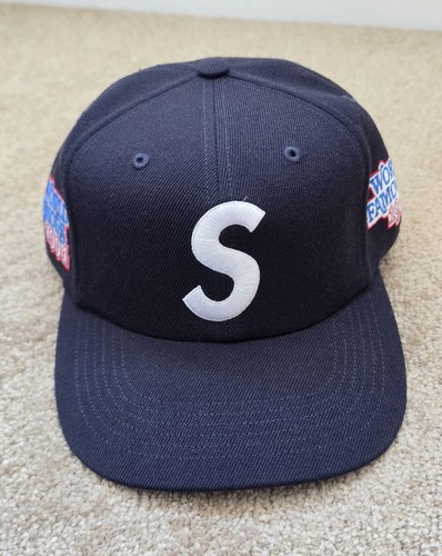 Supreme world famous logo - famous, s