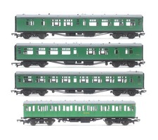 BACHMANN 'OO' GAUGE RAKE OF 4