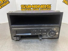 2004 TOYOTA HILUX STEREO RADIO HEAD UNIT