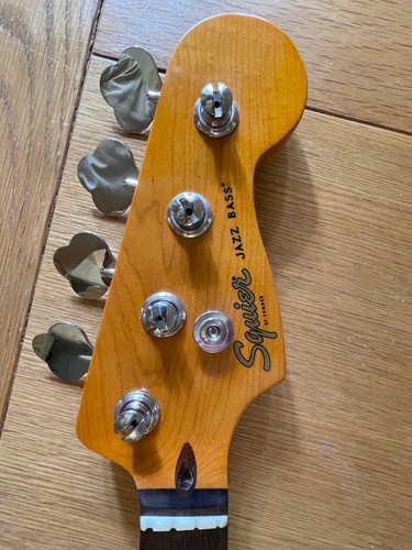 Squier jazz bass - squier,