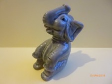 WADE ELEPHANT TRUNK UP