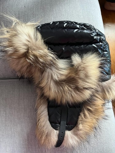 Black moncler fur - black,