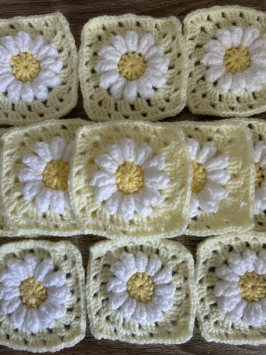 Handmade crochet granny - 12,