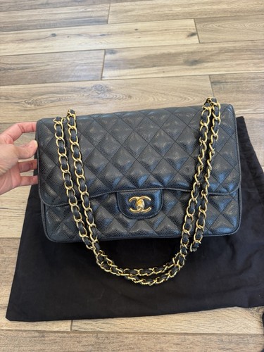 Chanel classic black quilted - chanel,
